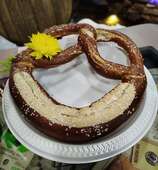 Soft Pretzel with Dipping Sauces